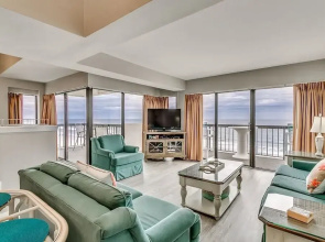 Savoy Penthouse 603