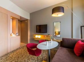 Отель Novotel Suites Mall Avenue Dubai