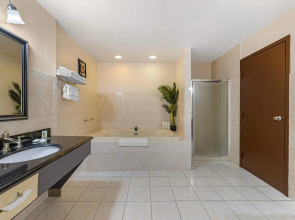 Quality Inn - Niagara Falls Blvd