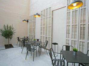 Sant Jordi Hostels Rock Palace