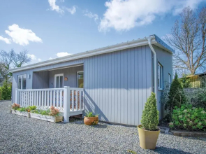 Skomer Lodge - 2 Bedroom Lodge - Manorbier