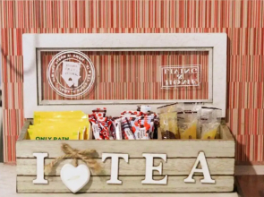 21st Street Comfy Studio