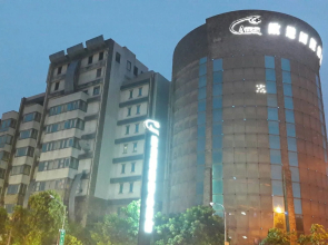 All-Ur Boutique Motel KaoHsiung Branch
