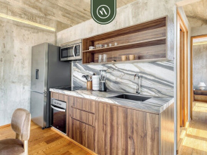 Luxury 3 BR House in Downtown - AC - Peaceful