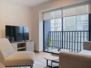 w Striking 1BR Duplex in Miraflores