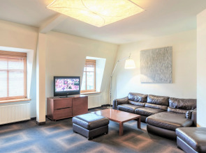 Rixwell Centra Hotel