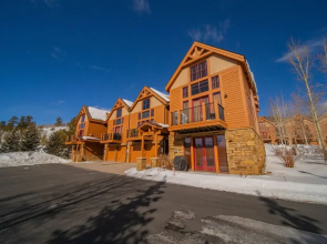 Antlers Gulch 501 by SummitCove Vacation Lodging