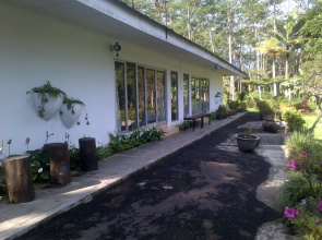 VILLA AKIRA, Mountain View Getaway