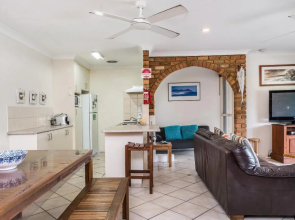 6/70 Lawson Street - Atlantis