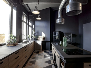 Design Hostel P182