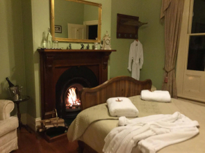 Erindale Guest House