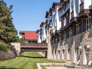 Lied Lodge & Conference Center