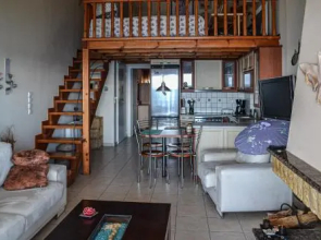 Eclectic Residence with Beach at the Doorstep