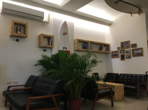 Wave Backpackers - Hostel