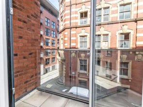 Halo House Apartments