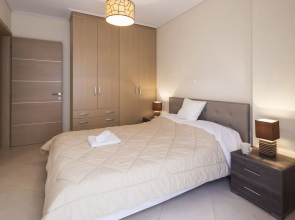 Scorpio Deluxe Apartment with Private Garden