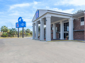 Motel 6 Ocala, FL - Conference Center