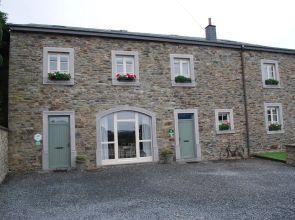 House With 4 Bedrooms in Bertrix, With Enclosed Garden and Wifi