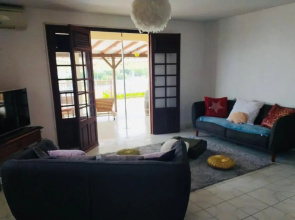Habitation HANNAH 8 personnes Bas du Fort