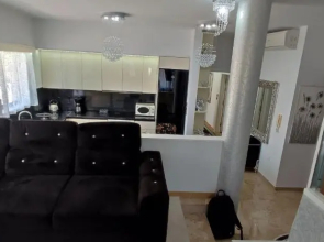 Ixian House Apartment