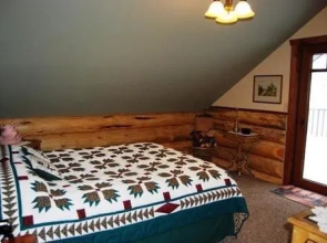Keremeos Creek Crossing by Apex Accommodations