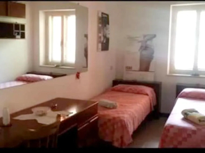House with 2 Bedrooms in Itri , with Furnished Terrace - 12 Km From the Beach