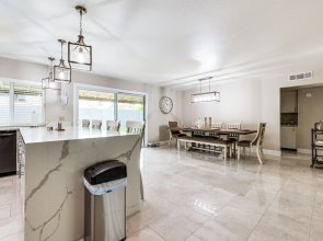 Backyard Oasis! Family-friendly Tempe Retreat