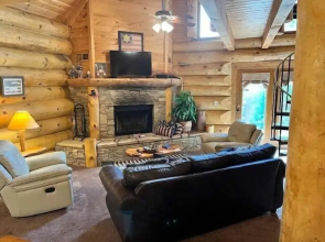 American Views 2 Bedroom Cabin by Heavenly Views Resort