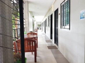 Rayonghouse Resort