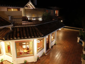 Uzhupud Garden Hotel & lodge