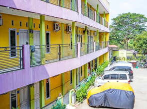 Oyo 91796 Guest House Ghalta Syariah