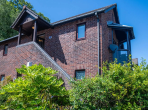 Marina View - 1 Bedroom Apartment - Neyland Marina