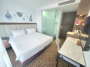 Santa Grand Hotel East Coast, a NuVe Group Collection