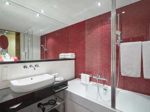 Crowne Plaza Amsterdam South by IHG