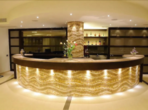 Hotel Mirage