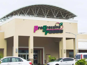 Portmore - Cheerful Private AC one Bedroom, Bathroom and Closet