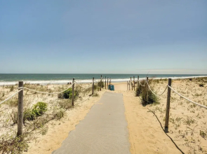 Dewey Beach Cottage Near Ocean - Walk to Beach!