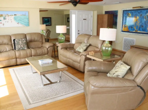 Jamaica Royale 501 - 3 Br Condo