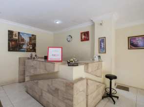 RedDoorz near Marvel City Mall