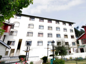 Vardaan Hotels - PatniTop