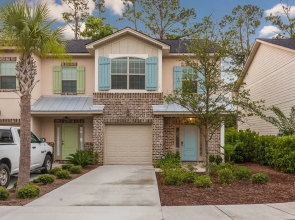 601 Mariners Circle by Hodnett Cooper