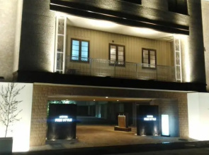 Mirage Palace