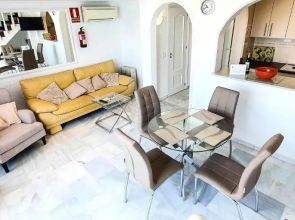 Lovely 2 Bedroom Apartment for Rent in Skol Marbella 706