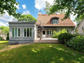 Gustav Ernesaks House