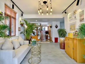 West Lake Time Mark Guest House