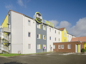 B&B Hotel Chartres Le Coudray