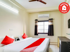 OYO 64986 Hotel Balaji Inn