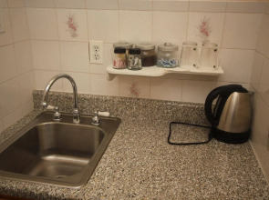 Midwood Suites Brooklyn