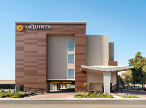 La Quinta Inn & Suites by Wyndham Clovis CA