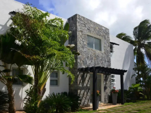 Villa Oceanfront Beach Access And Swim Pool Samana